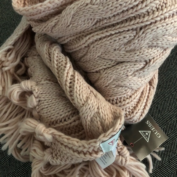 Scarf - Picture 2 of 3